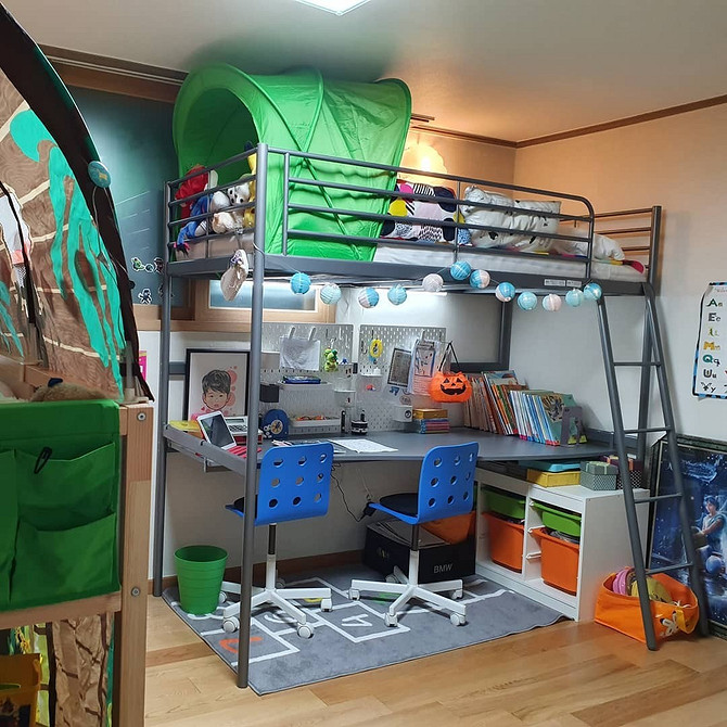 Ідеї дизайну спальні з використанням ліжок ІКЕА для створення унікального стилю.