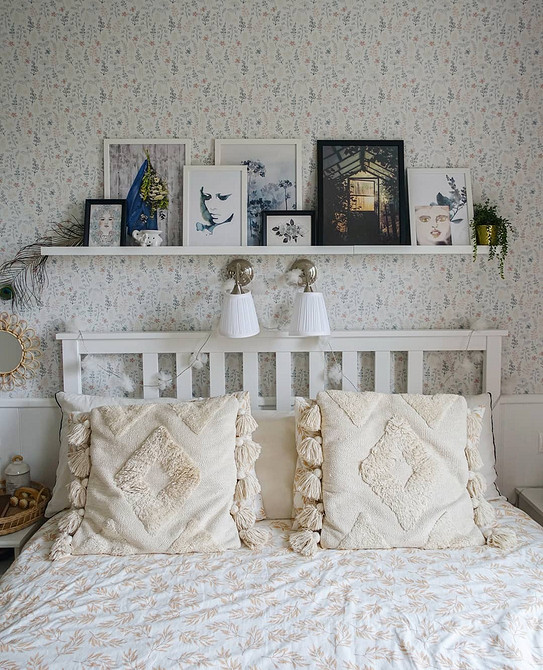 Меблі ІКЕА для спальні: ліжко як центральний елемент дизайну кімнати.