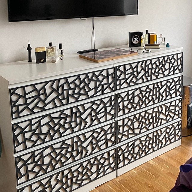 Оновлення комода Мальм: креативні ідеї для перетворення звичайних меблів.