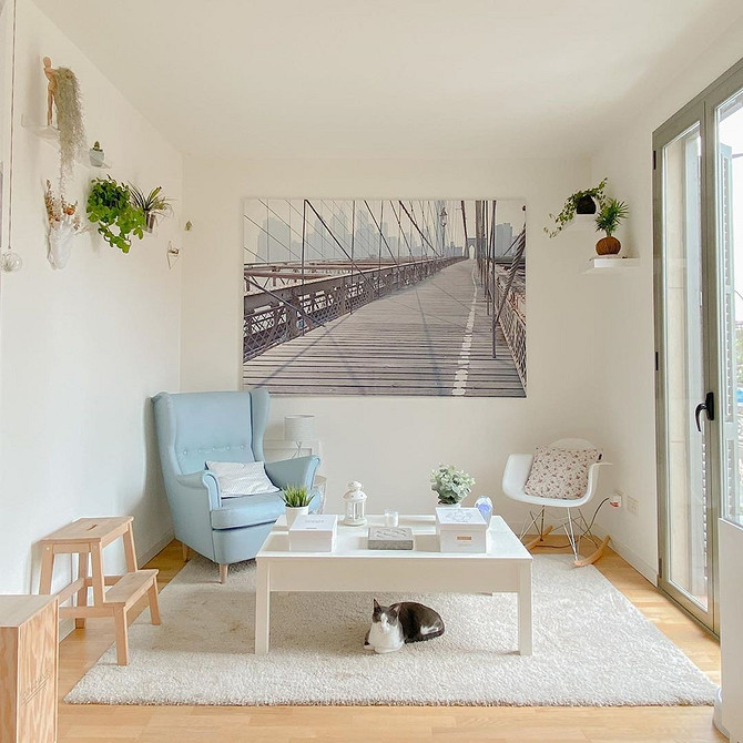 Крісло ІКЕА з подушками: затишок та комфорт у кожній деталі інтер'єру