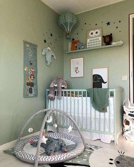 Вибір фарби для дитячого ліжечка: безпечне покриття для дитячих меблів