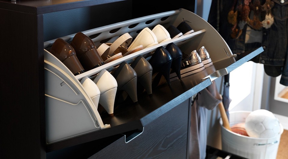 Проста дерев'яна обувниця своїми руками: покрокова інструкція та етапи збірки.