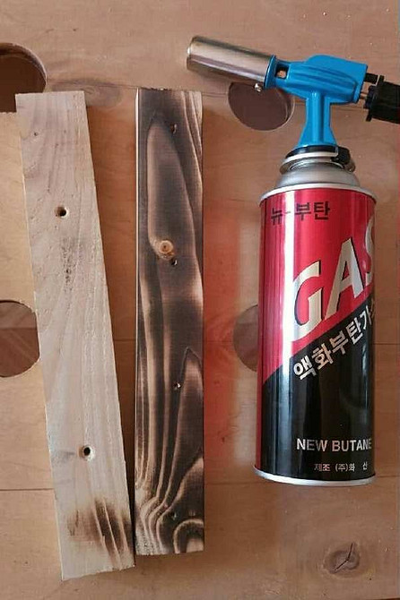 Дерев'яна конструкція для квітів своїми руками: ідея для оригінального декору кімнати