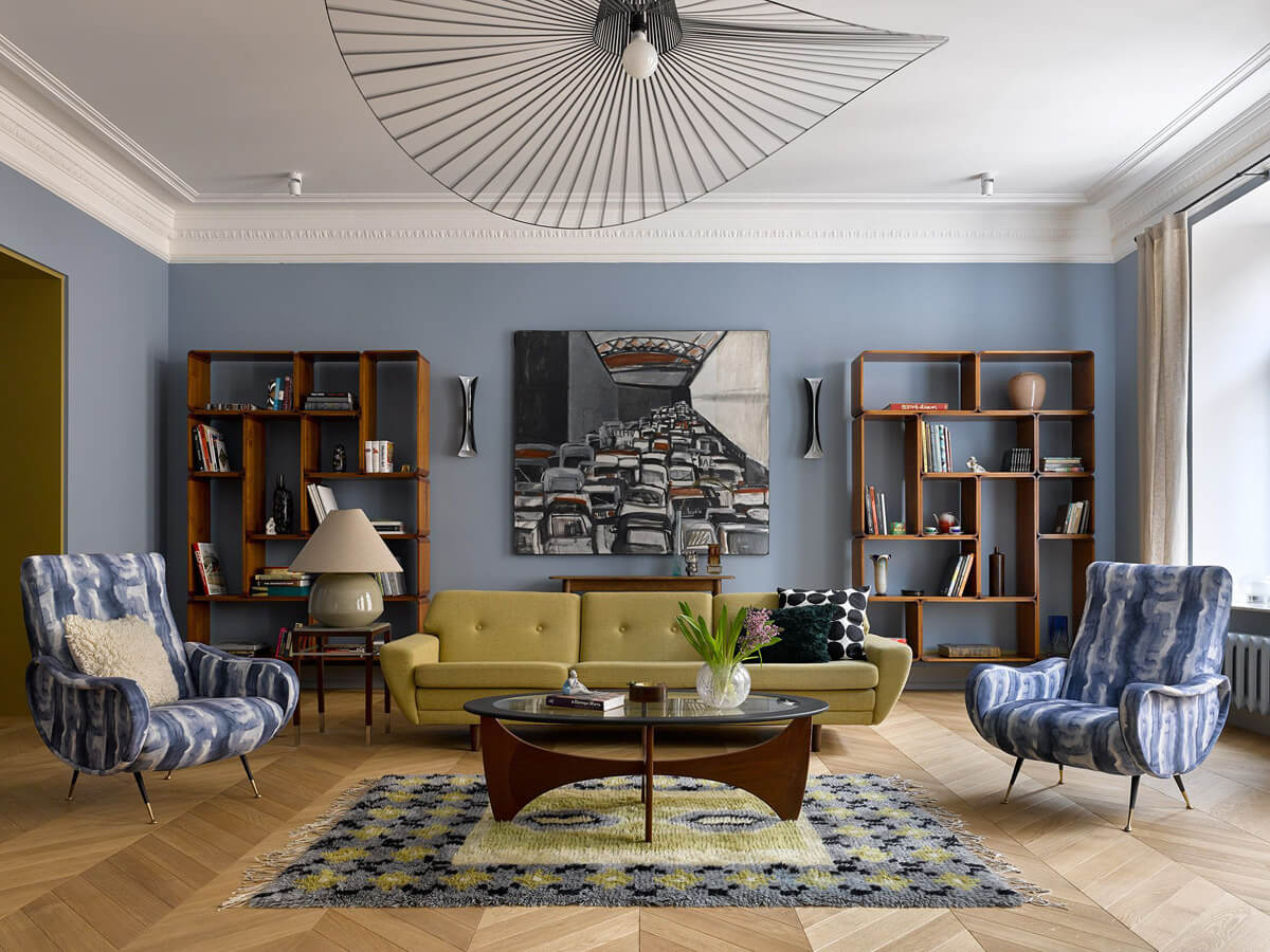 Сучасний дизайн ванної кімнати з використанням природних матеріалів та світлих кольорів.