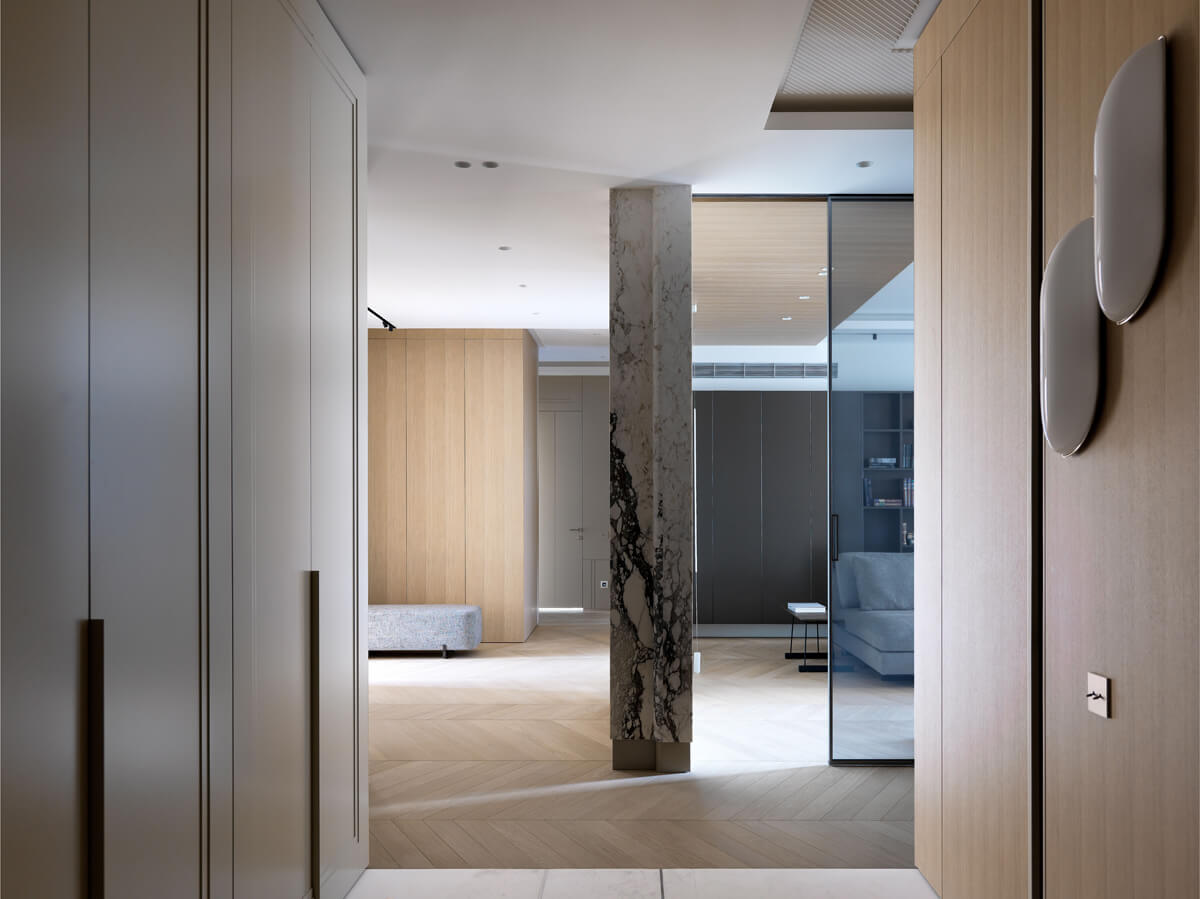 Сучасний дизайн квартири з акцентом на мінімалізм та функціональність простору.