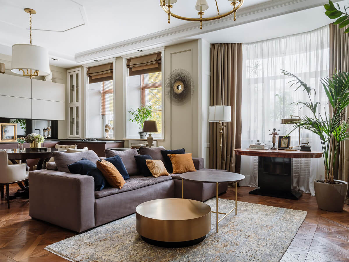 Інтер'єр дитячої кімнати в сучасному стилі з яскравими акцентами та функціональними меблями.