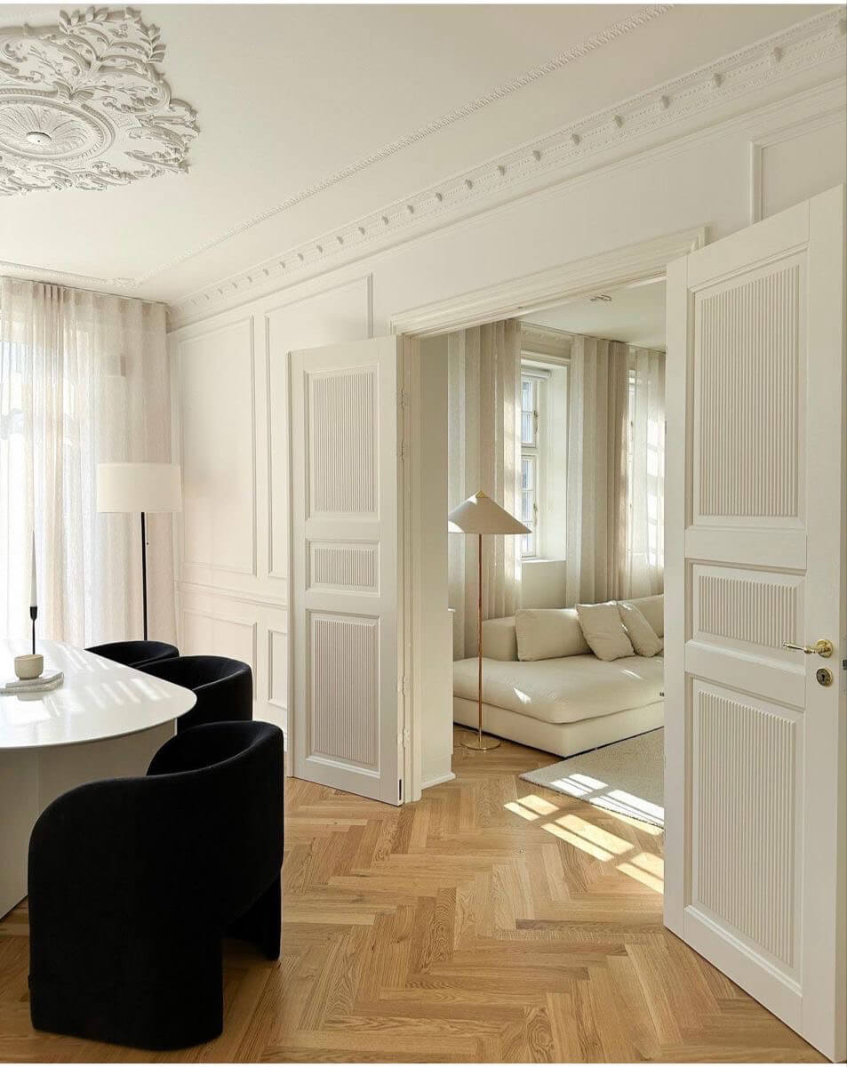 Приклад бюджетного французького інтер'єру: стильні меблі та декор за доступною ціною