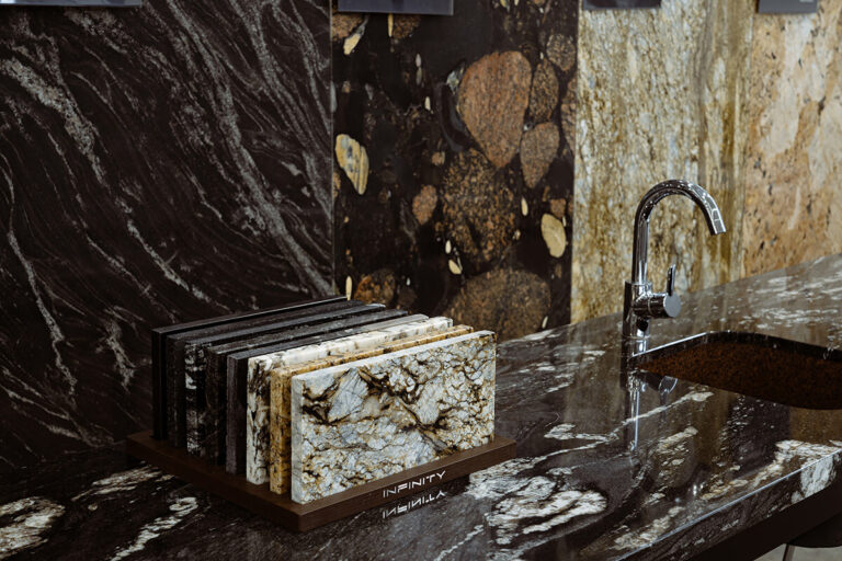 Граніт в інтерєрі: елегантність, надійність та довговічність. — Граніт в інтерєрі