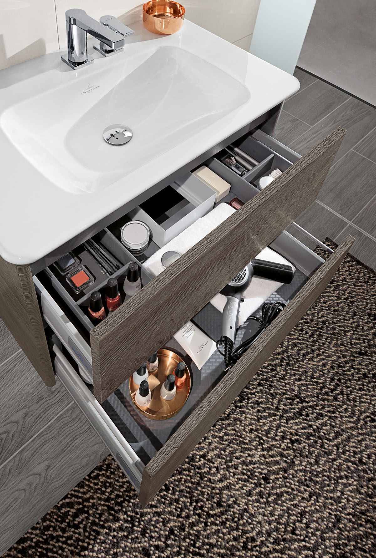 Ідеї для ванної: креативні рішення для зберігання речей, що роблять простір більш організованим