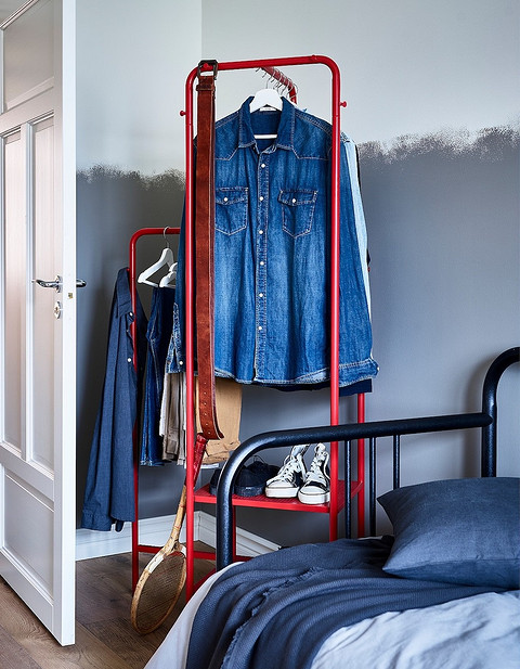 Кольорові меблі IKEA для дому: ідеї яскравого декору кімнати та дизайну інтер'єру.