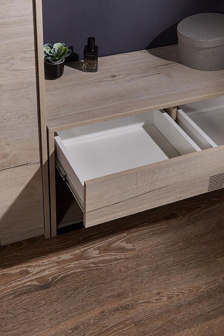 Шафа у передпокої своїми руками: організація простору та зберігання речей