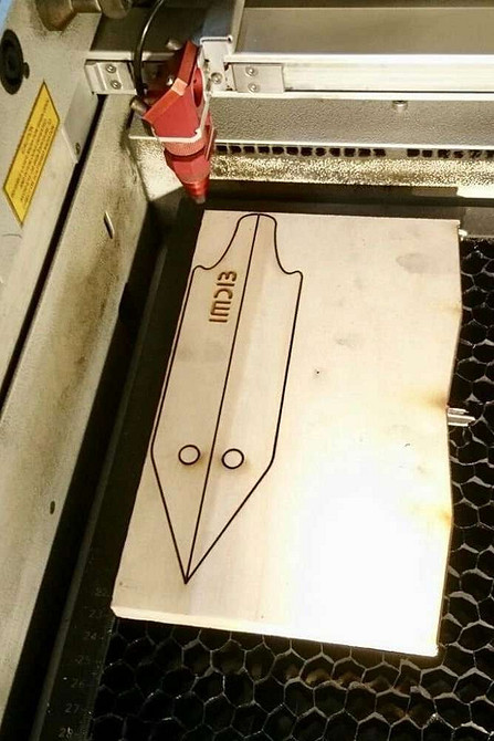 Захист дерев'яної вішалки: вощіння та обжиг для довговічності та краси