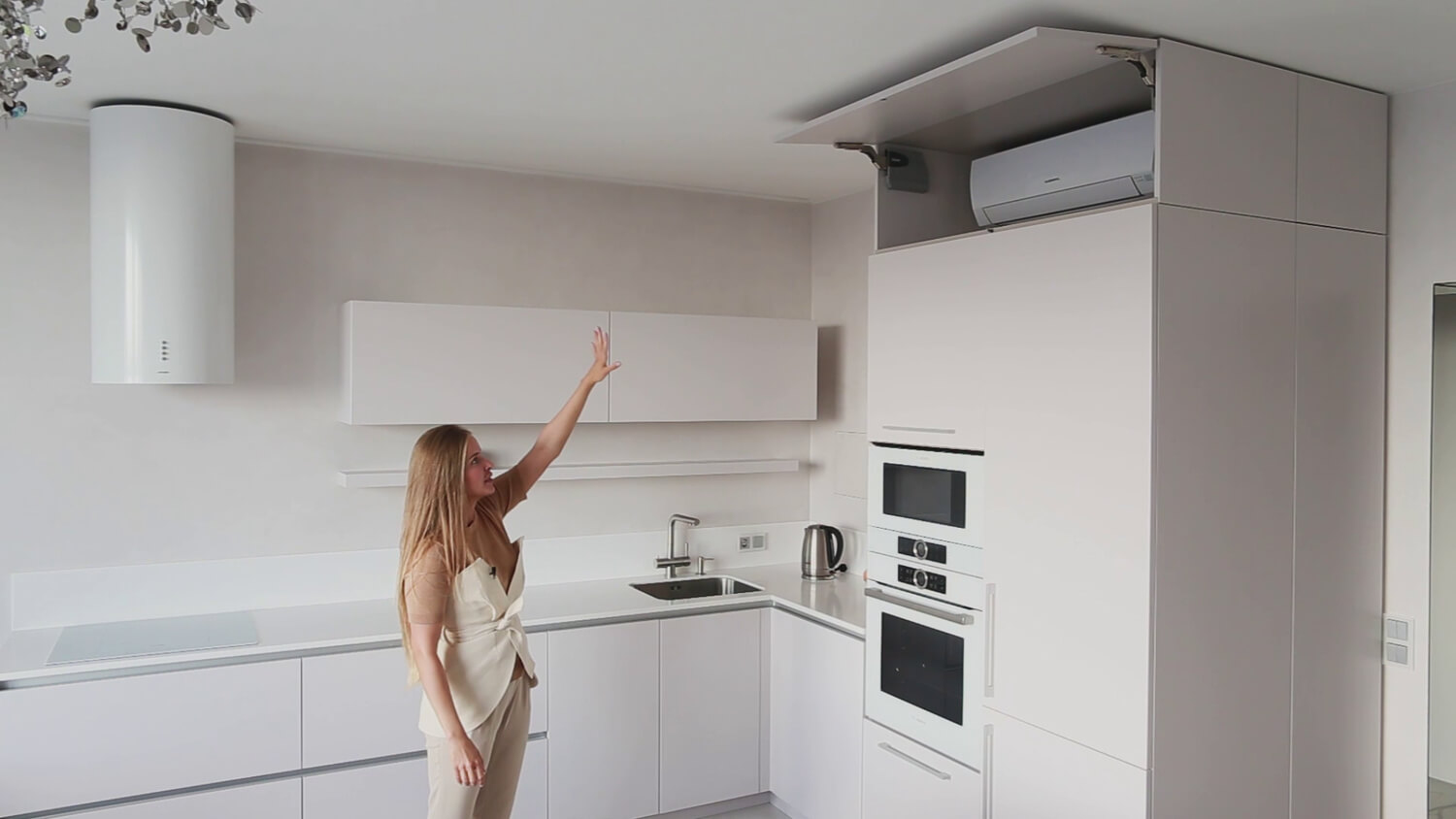 Ефективне маскування кондиціонера в спальні: рішення для створення затишного та стильного інтер'єру.