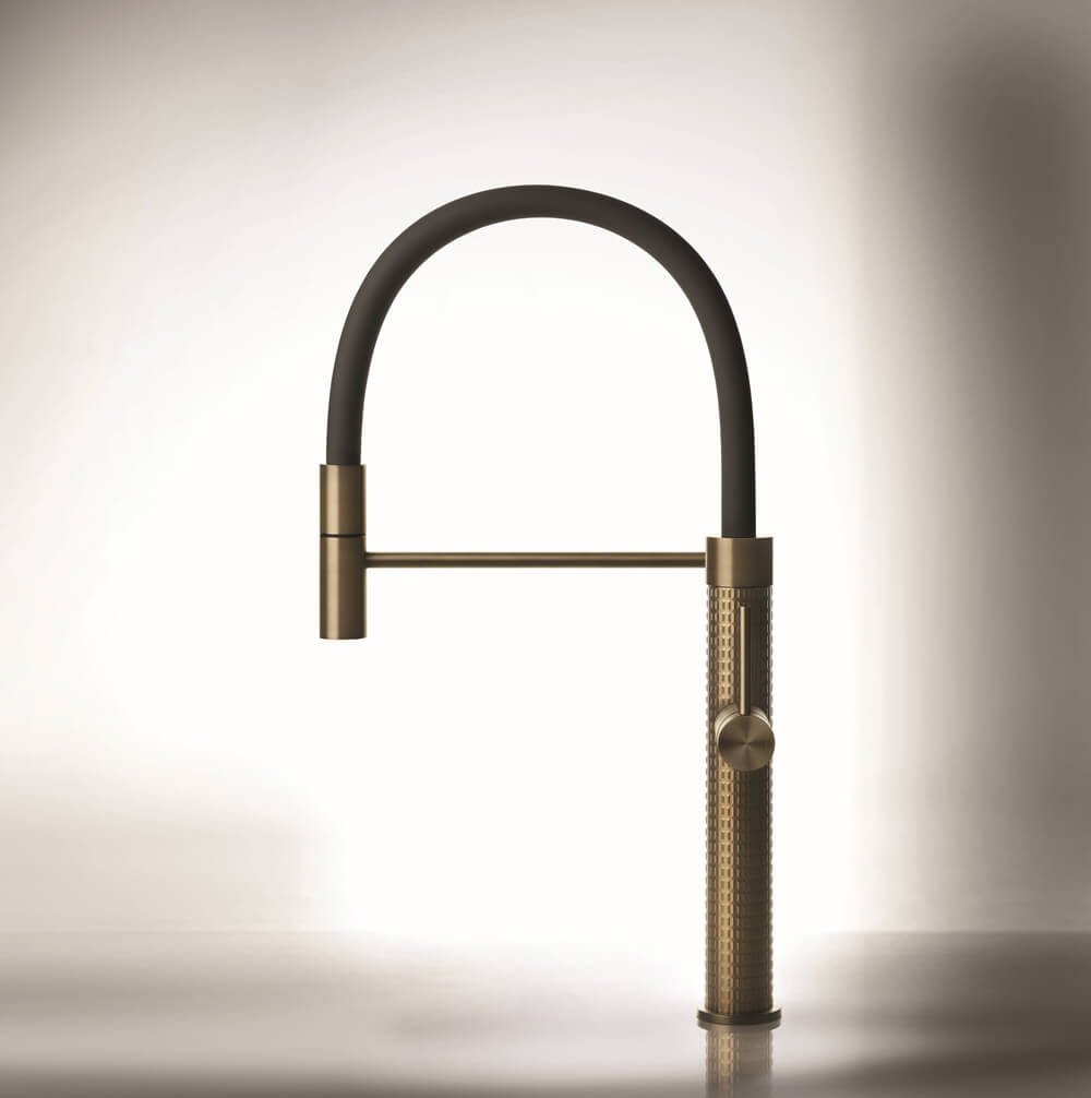 Вибір кухонного змішувача: зверніть увагу на якість матеріалів і зручність використання.