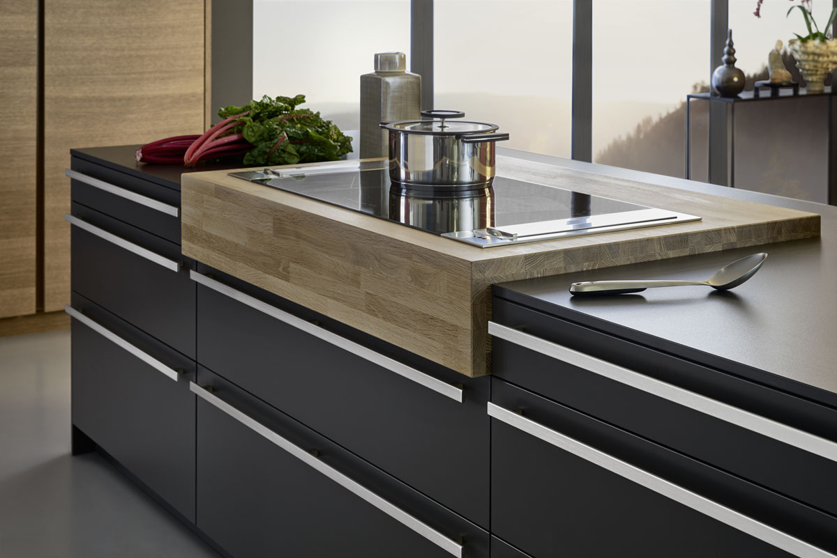 Сучасні кухонні ручки різних стилів та кольорів для вашої кухні.