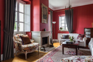 Червоний в інтерєрі: посібник зі створення стильного та затишного простору. — червоний колір в інтерєрі