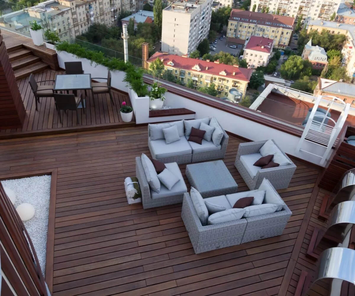 Квартира з терасою: вид з тераси на місто, переваги та недоліки життя