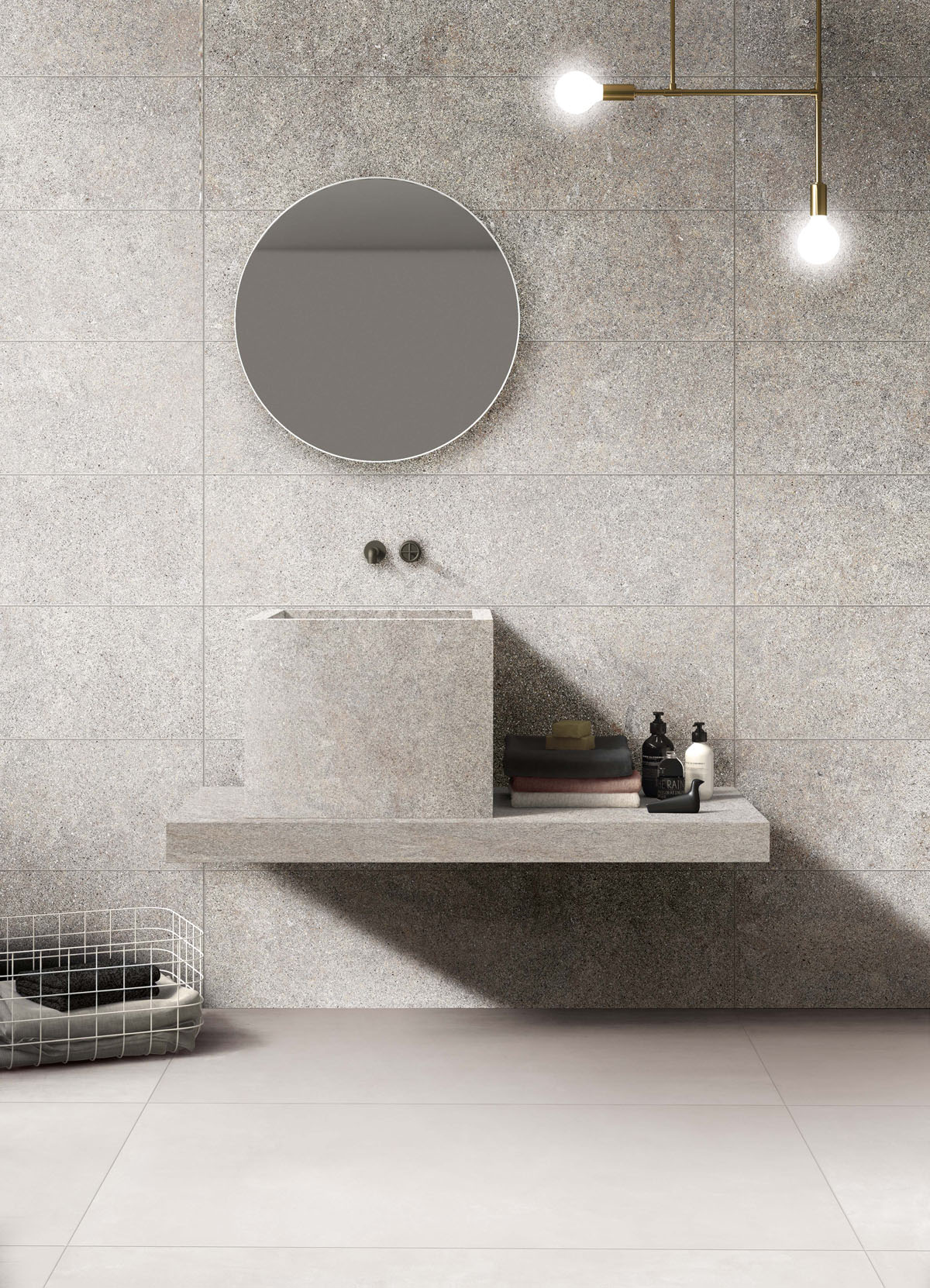 Дизайн ванної кімнати в сірих тонах з акцентом на контрасті та декоративних елементах