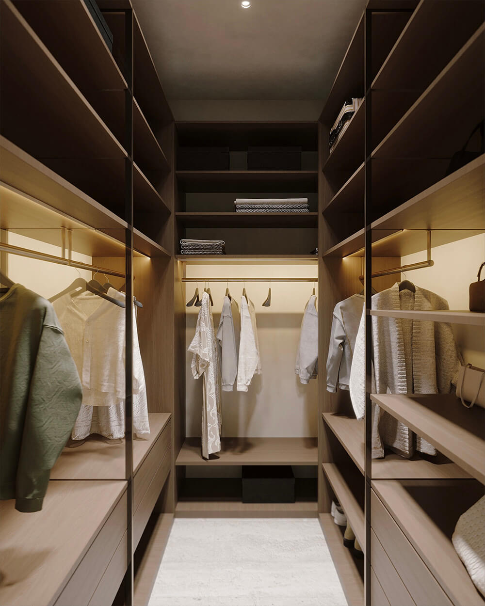 Стелажі в інтер'єрі вітальні, відкрита система зберігання з кімнатними рослинами та декором.