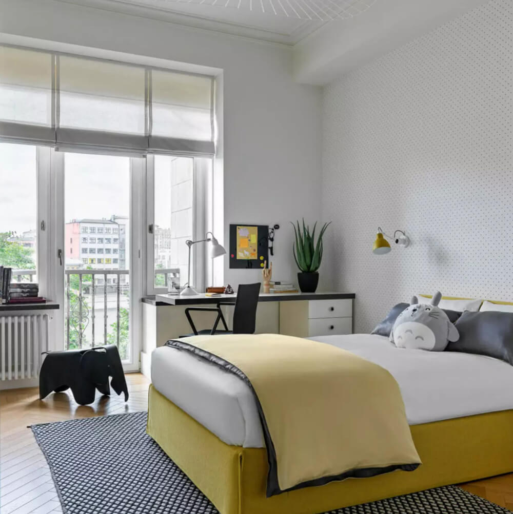 Покривало в спальні: важливий елемент текстилю для створення гармонійного інтер'єру.