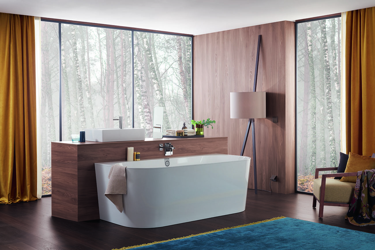 Вибір матеріалу ванни для ванної кімнати: порівняння акрилових та чавунних ванн.