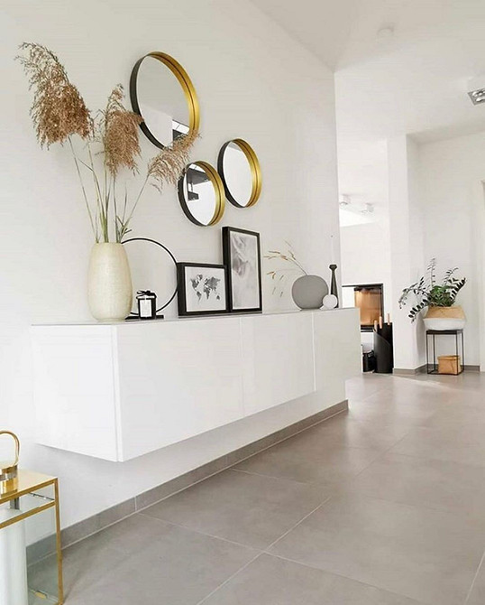 Сучасна система зберігання Бесто в інтер'єрі вітальні, дизайн ІКЕА