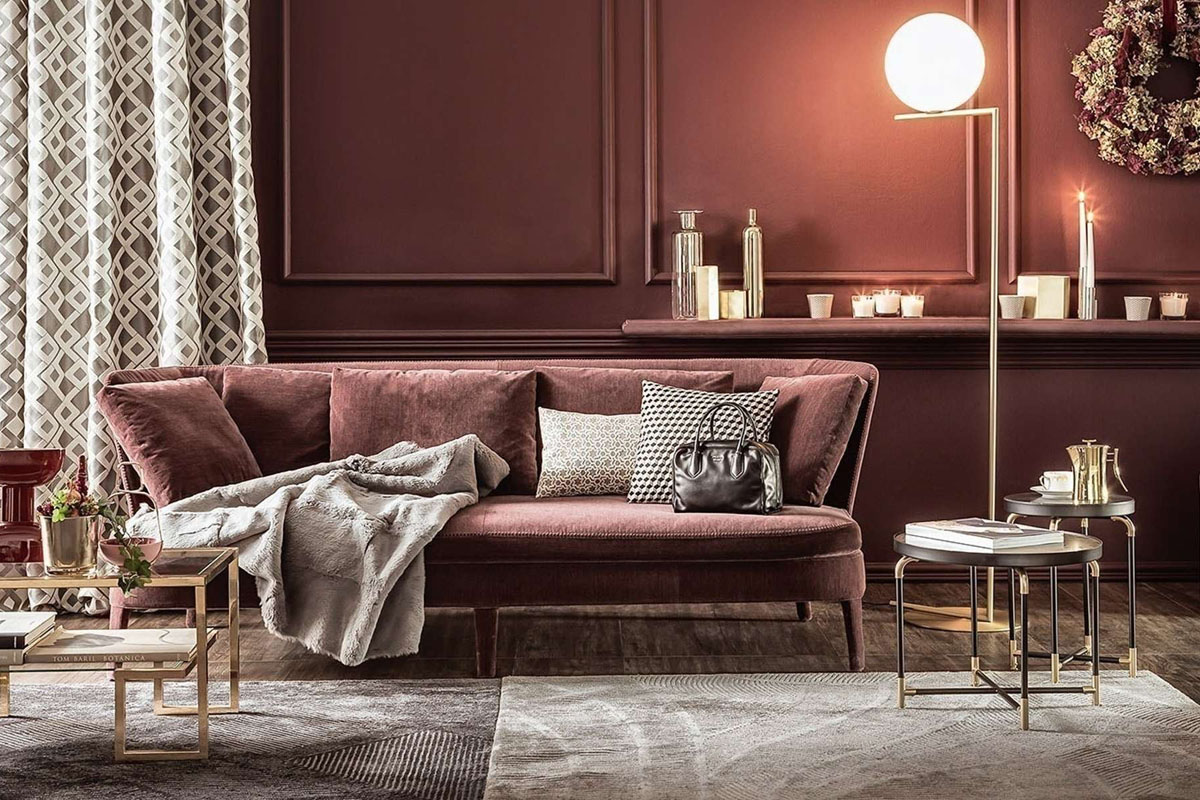 Вишуканий колір марсала в сучасному інтер'єрі вітальні: елегантність та стиль