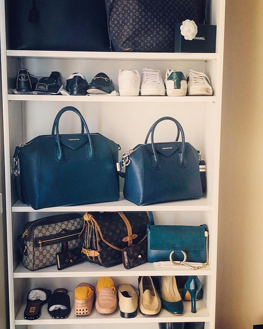 Оригінальні ідеї використання полиць ІКЕА для організації простору в домі.