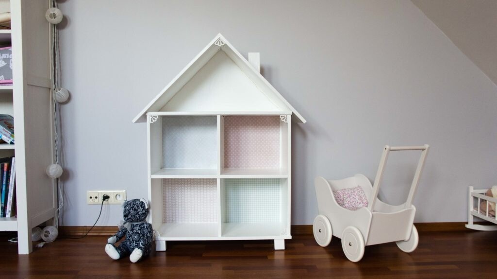 Зберігання речей: переробка комода для організації простору в оселі.