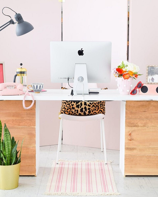 Зберігання речей: організація простору за допомогою оновленого та стильного комода.