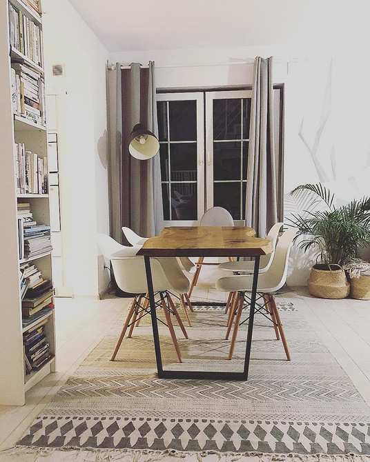 Різні види сучасних стільців для різних потреб: обідні, офісні, дизайнерські