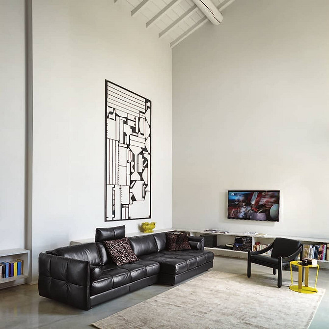 Темні меблі в інтер'єрі: комбінація з світлим декором для створення елегантного дизайну.