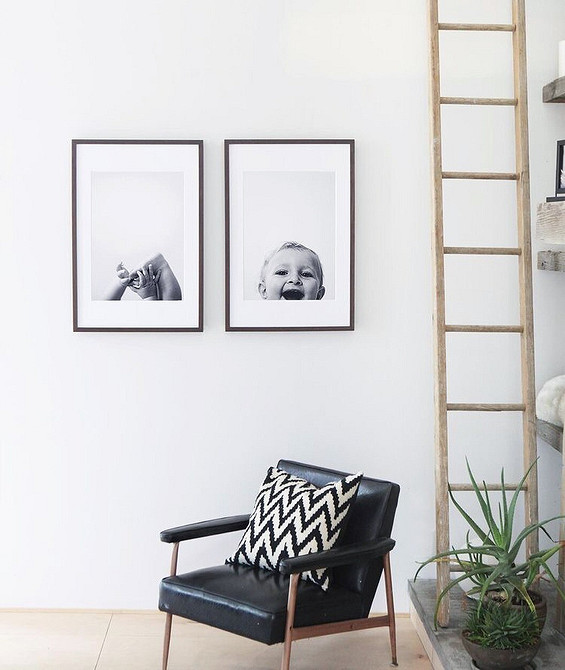 Світлі стіни в інтер'єрі з темними меблями: оптимальне рішення для дизайну кімнати.