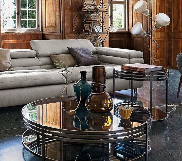 Журнальний столик: як правильно підібрати розміри та форму для вашої вітальні.