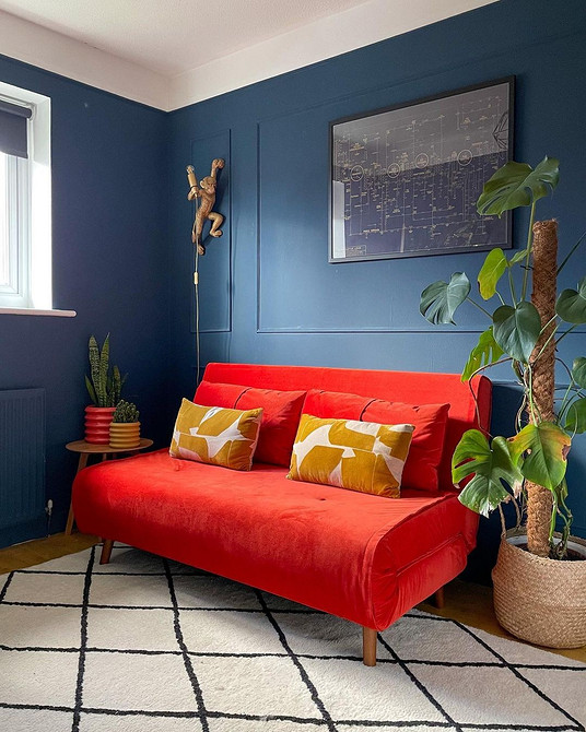 Сучасний диван у вітальні: ідеальне поєднання стилю та комфорту