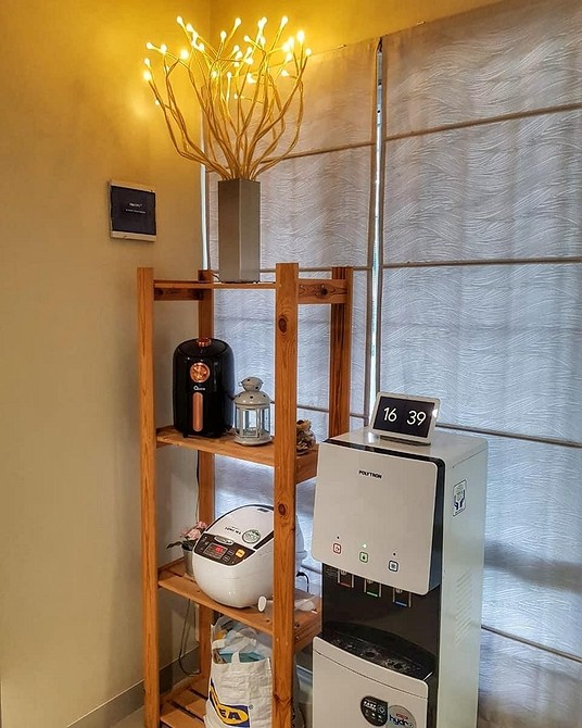 Використання стелажу Альберт IKEA для зберігання кухонного приладдя та продуктів