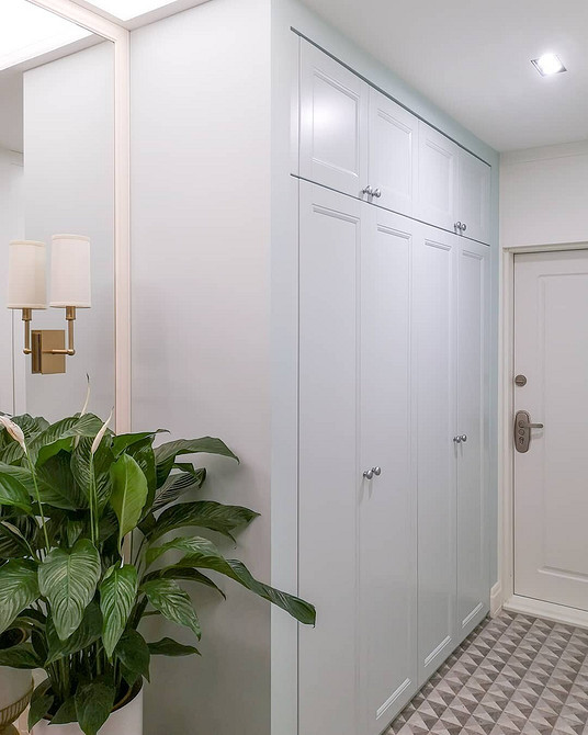 Вбудовані шафи: уникайте типових помилок при проектуванні та встановленні конструкції.