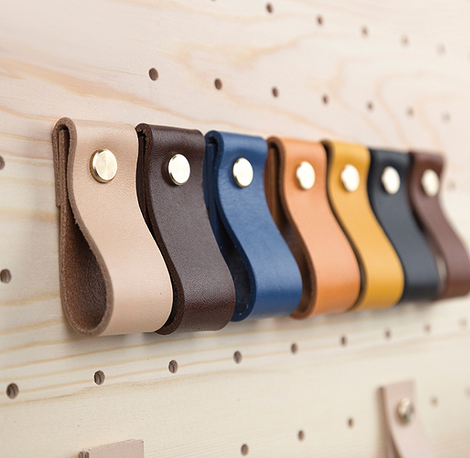 Заміна меблевих ручок: як оновити комод та інтер'єр недорого