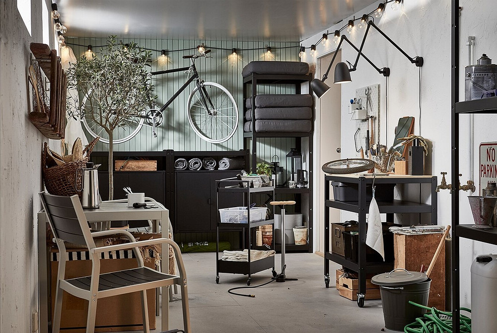 Мобільні меблі IKEA: стильні інтер'єрні рішення для організації простору у вашому домі.