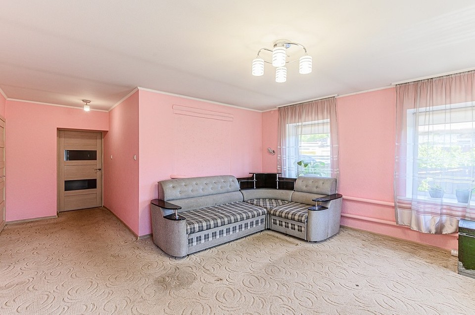 Антитренди в меблюванні спальні: фото застарілих предметів інтер'єру