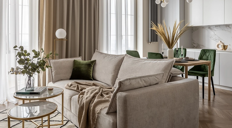 Затишний бежевий диван у вітальні: ідеальний вибір для вашого дому