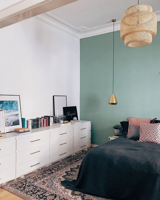 Бюджетні DIY меблі: перетворення стандартних предметів інтер'єру своїми руками, оновлення дизайну.