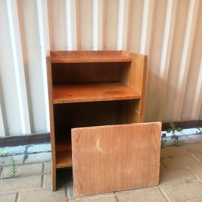 Покрокова інструкція з переробки тумбочки: оновлення меблів своїми руками в домашніх умовах