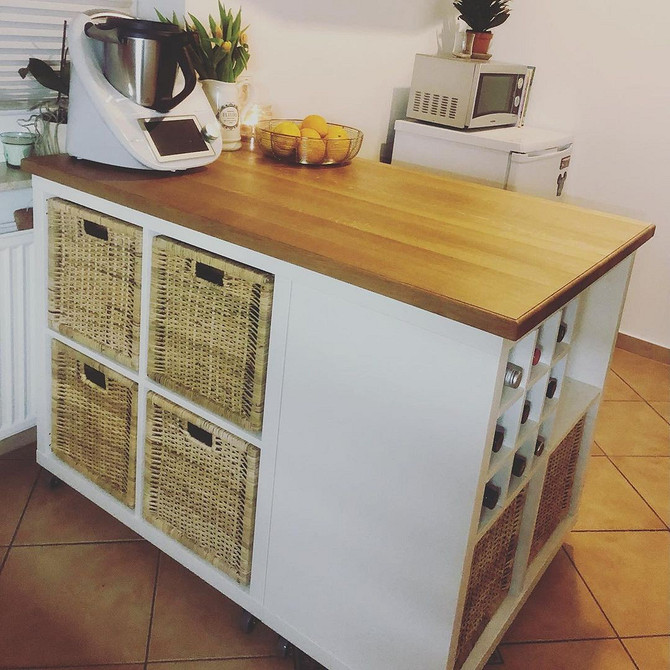 Дизайн своїми руками: перероблений стелаж Каллакс ІКЕА в елегантний предмет меблів.