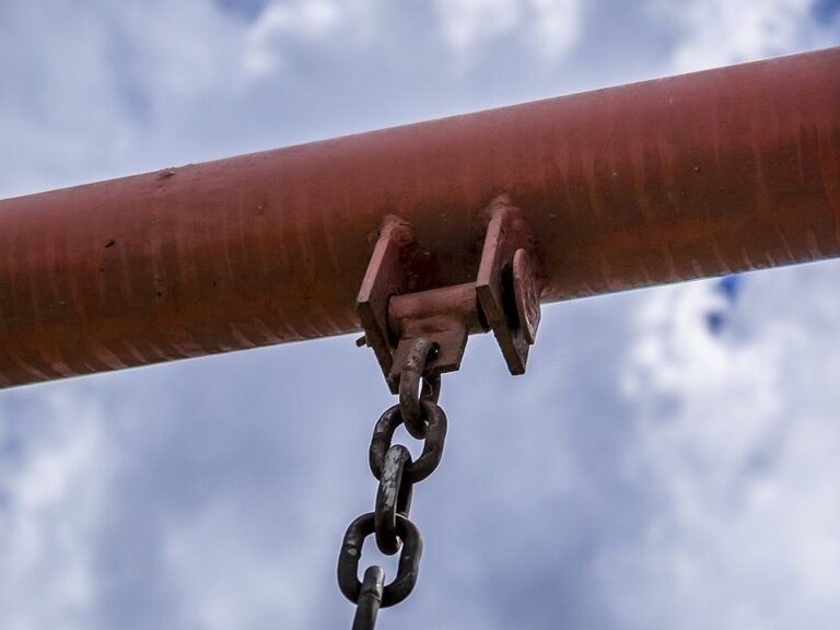 Садові гойдалки: обираємо метал для надійності та комфорту. — саморобні гойдалки з металу