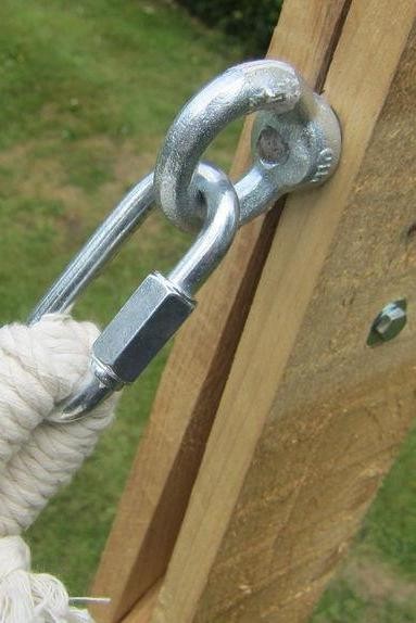 Саморобна стійка для гамака з дерева та металу: креслення та інструкція зі збірки.