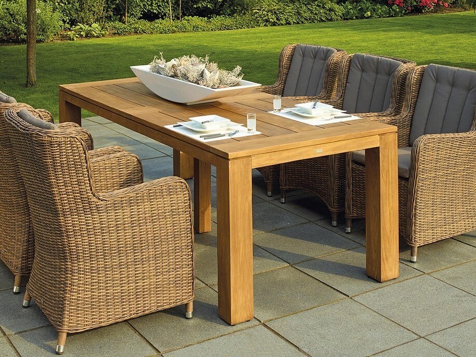 Креслення та розміри для самостійного виготовлення дерев'яного столу в альтанку