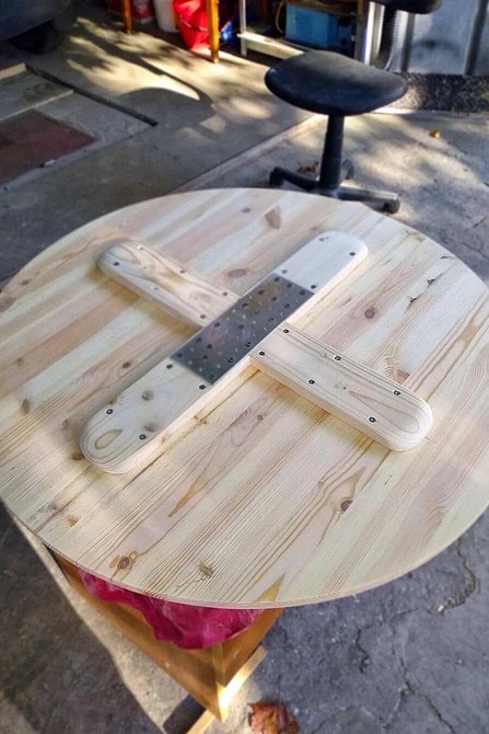 Виготовлення столу для альтанки: міцні опори для дерев'яного столу своїми руками