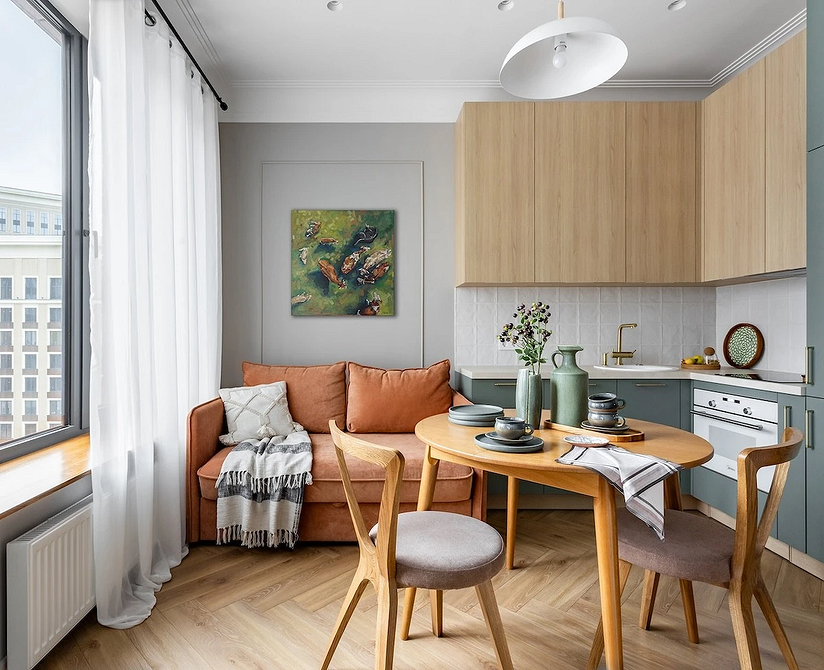 Приклад кухонного дивана з механізмом трансформації в додаткове спальне місце.