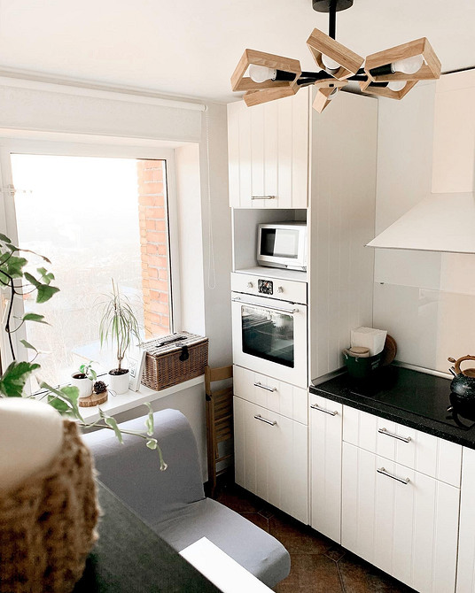 М'який кухонний диван для невеликої кухні: ідеальне рішення для маленьких квартир, меблі